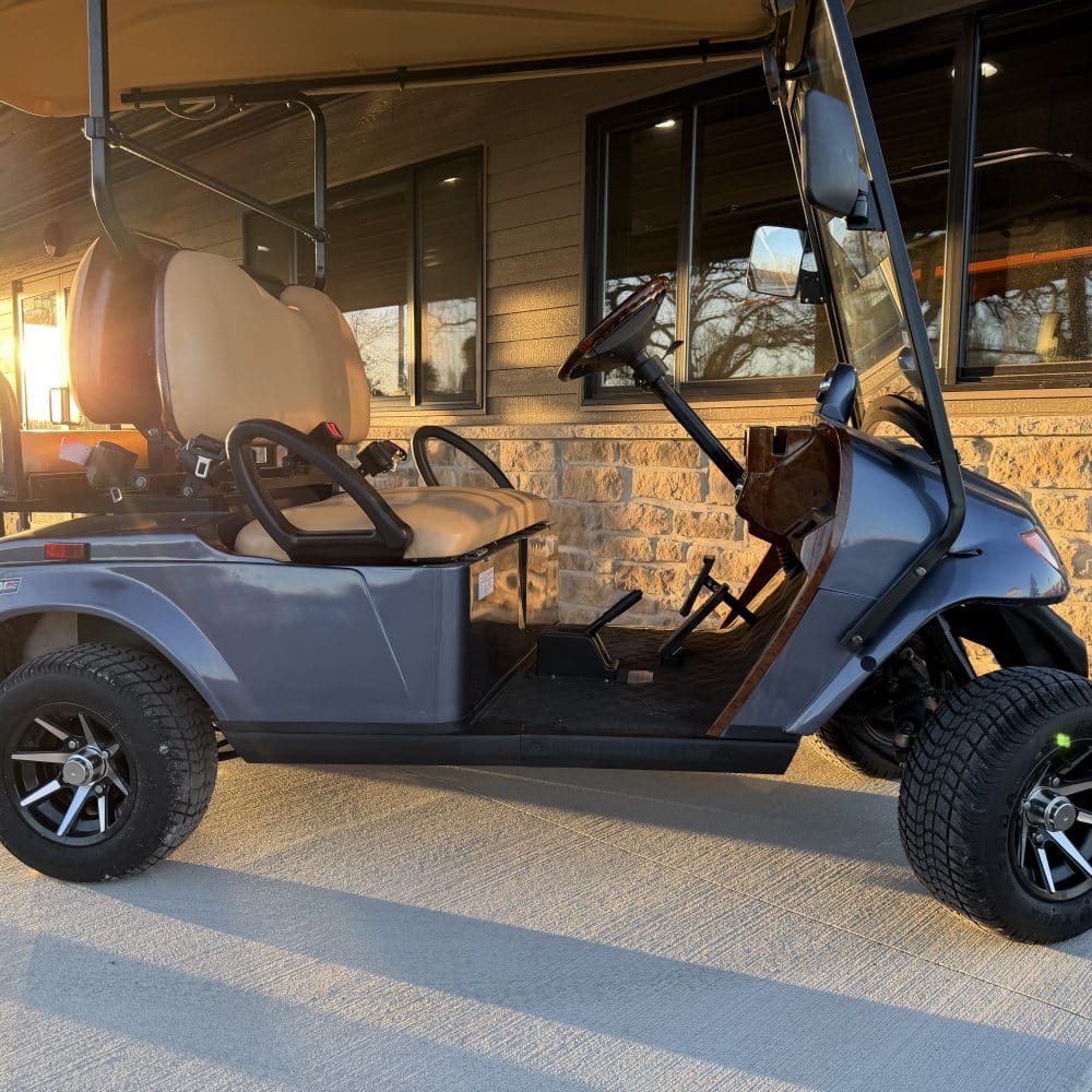 2021 Moto EV 4 Passenger LSV - Blue