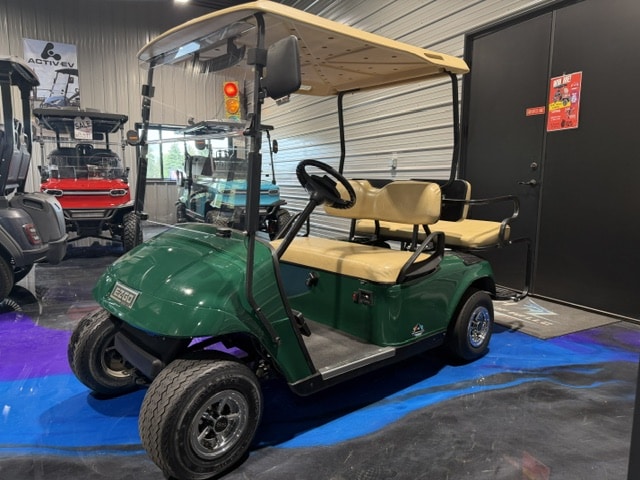 2001 EZGO TXT (Gas) - Green